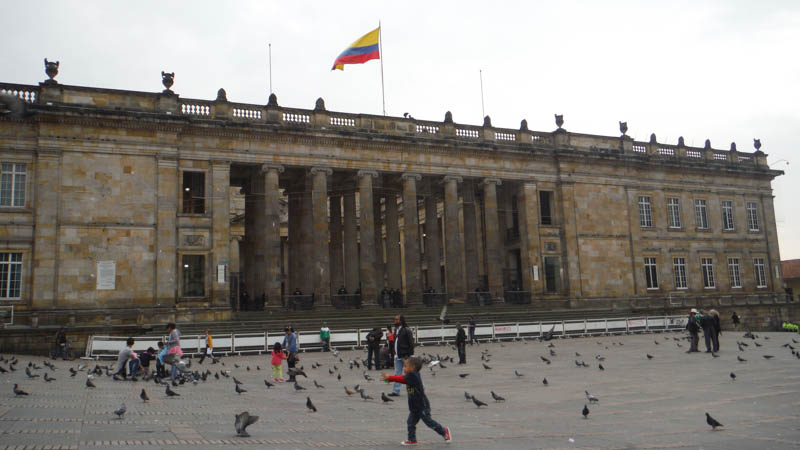 Medellín y Bogotá