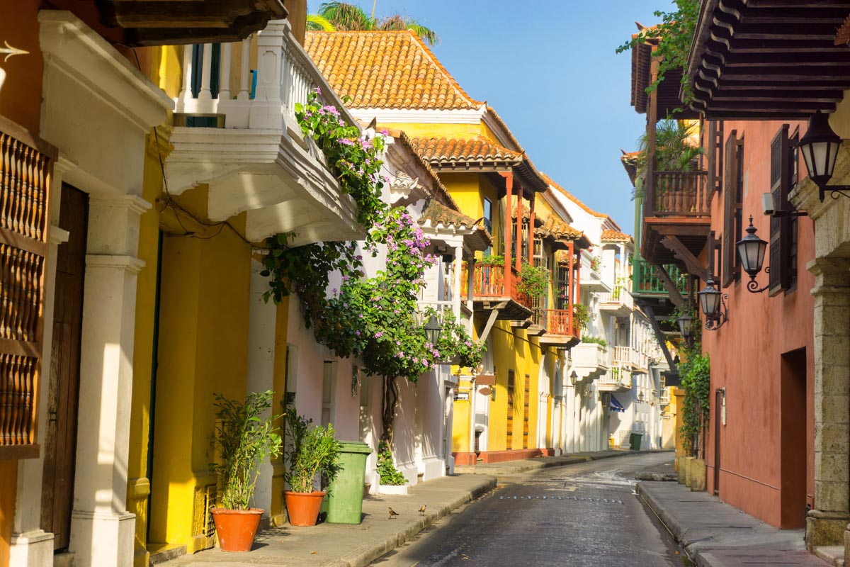 Preciosa calle de Cartagena de Indias